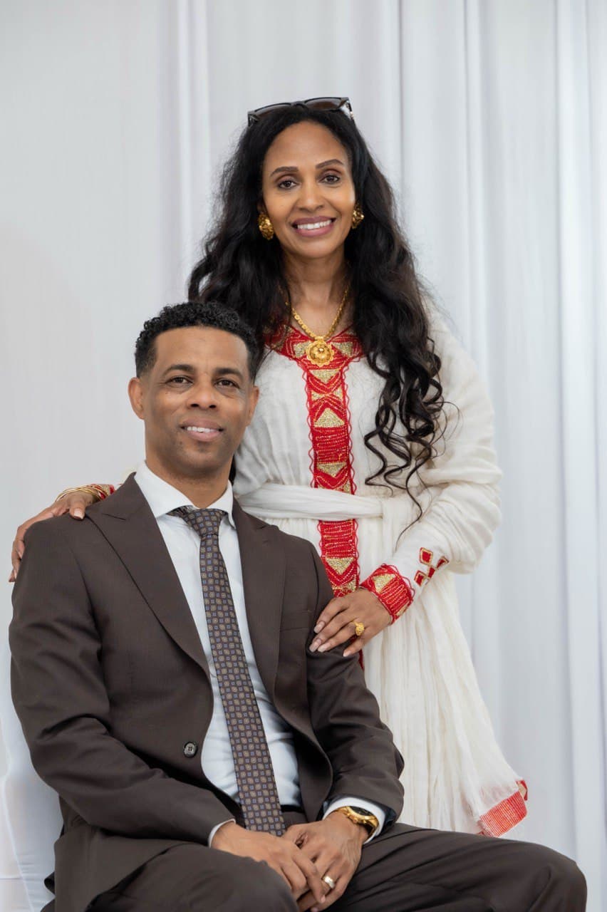Pastor Yoni and Sosi in traditional attire